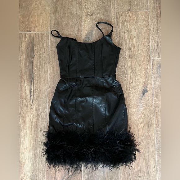 Size XS Revolve Line and Dot Black Leather Ostrich Lou Feather Dress. Brand new! - Picture 2 of 4